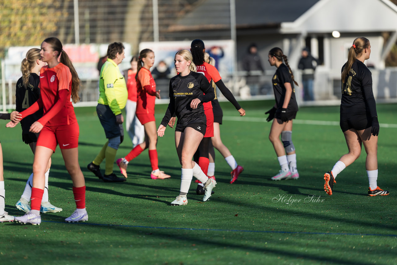 Bild 424 - wBJ VfL Pinneberg2 - Eimsbuttler TV 3 : Ergebnis: 5:0